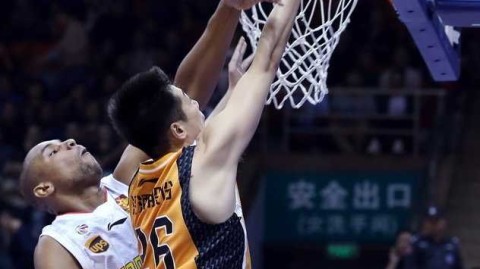 内线双塔发威，深圳主场击退山西斩获三连胜