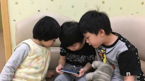 朱芳雨与他的两个小小男子汉：篮球之外的温情时光