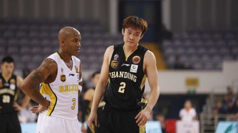 京城夜斗，MVP薪火相传：北控险胜山东演绎传奇对话