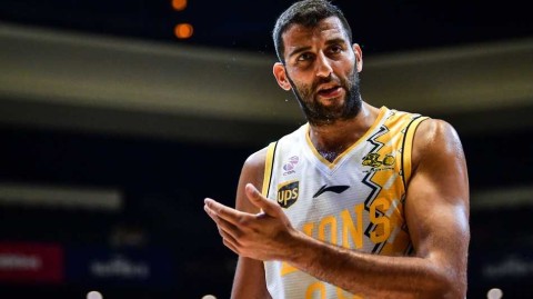 澳门篮球邀请赛遗憾落幕，浙江广厦激战不敌千叶喷射机