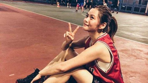篮球女神钟情流川枫，神似陈妍希演绎运动之美