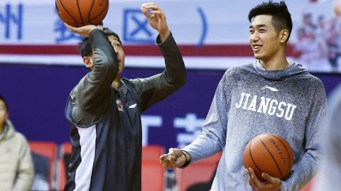 江苏肯帝亚内线支柱吴冠希：赛场硬汉场外人生赢家