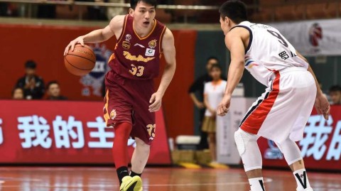 吴前三十一分独木难支，克里斯顿压哨打板绝杀广州险胜浙江