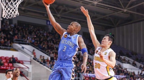 京城篮球记忆：马布里与孙悦、翟晓川们的光辉岁月