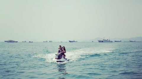 海风见证的爱恋 孙悦陈露海边假期甜蜜依旧