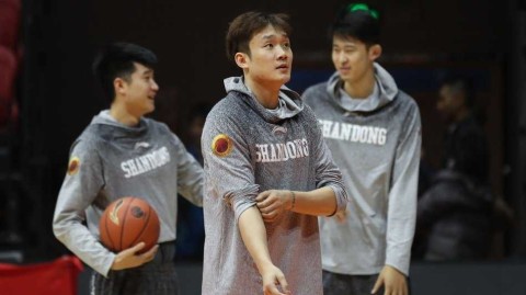 红山馆的未解之局：山东男篮客场挑战新疆的宿命与抗争