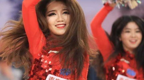 激情四射！联赛第十四轮啦啦队性感热舞现场