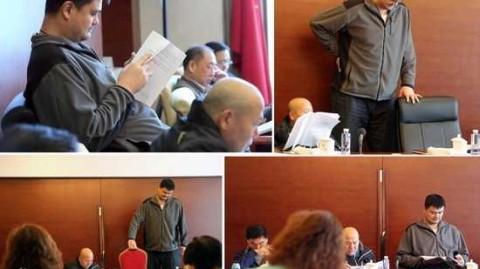 姚明的一个微小举动，戳中了多少特权心理的痛处