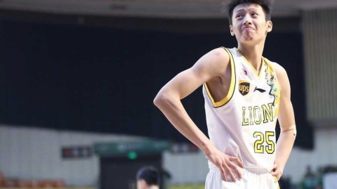 广厦火力全开狂胜同曦，青春风暴缔造八人上双纪录