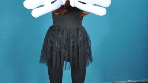 沈阳篮球宝贝蝴蝶结卖萌 赛场上的甜心风景线