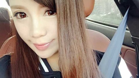 空姐女友甜美元气之旅，捕捉郭艾伦场外柔情瞬间