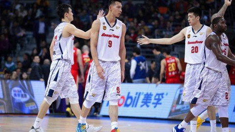 巅峰易建联：2017赛季的王者风范与孤胆征程