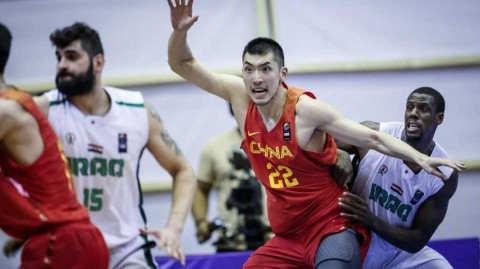 黑色夜晚德黑兰：国奥男篮内线遭爆冷，伊拉克创历史挺进四强