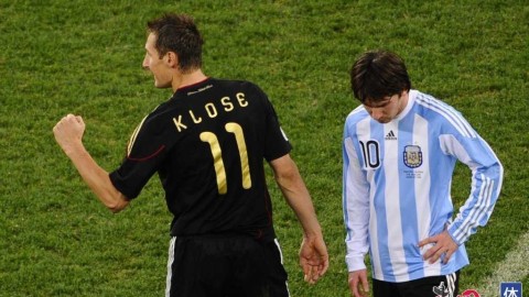 179秒连丢3球半场0-5！巴西1-7惨败德国创历史