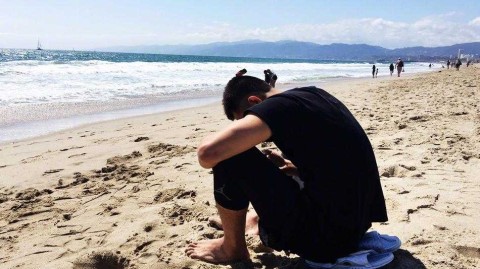 郭艾伦的洛杉矶海岸日记：阳光沙滩烤苞米，还有那一双大长腿