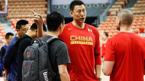 黄金一代谢幕，波斯铁骑生锈：今晚七点中伊男篮再相逢，见证昔日霸主沉浮