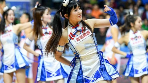 青春舞动燃爆赛场，走近CBA联赛中最可爱的啦啦宝贝