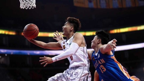 粤蜀大战华南虎惊魂过关 阿联两双力压哈达迪