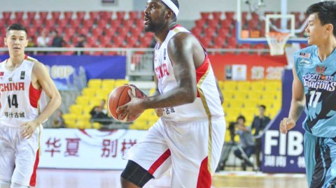 新疆飞虎郴州亮剑，亚冠杯上演得分狂潮