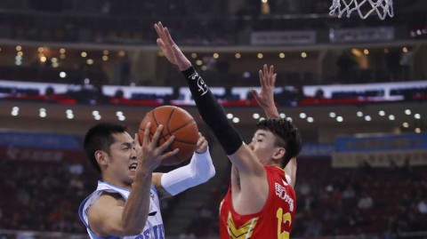 铁血战场 巅峰对决 见证CBA英雄的荣耀与不屈