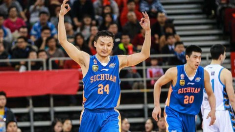 从济南小囡到总冠军核心，王汝恒的篮球人生