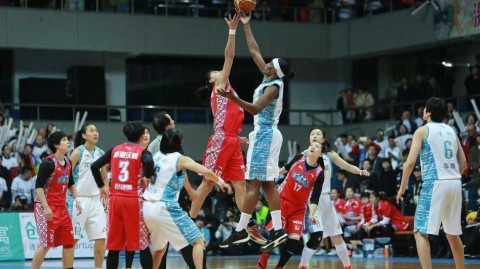 WCBA总决赛北京女篮力克新疆 时隔四年重返荣耀之巅