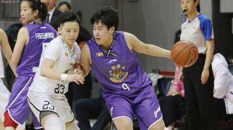 女篮上海滩三分雨浇不熄魔兽三节狂砍五十一分狂潮