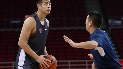 京城久违的呼唤：刘晓宇伤愈复出，首钢盼来后场新核