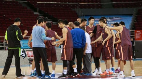 京城铁军静待强敌，赛前备战暗藏锋芒