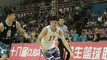 南粤德比火力全开 罗杰三十二分率广工大胜汕大迎赛季开门红