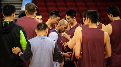 北京男篮王朝基石：赛前训练场的汗水与梦想