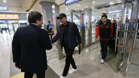 铁军新程：八一男篮抵宁波备战，青春风暴蓄势待发