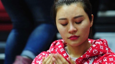 新疆主场惜败辽宁 李根爱妻泪洒赛场