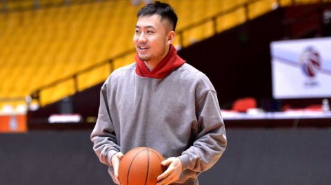 丁彦雨航领衔山东高速全力备战 核心状态轻松剑指连胜