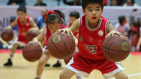 八一浙江揭幕战里的小篮球火苗