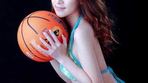 江南“小孙俪”王月雯变身兔女郎，篮球宝贝写真释放火辣魅力
