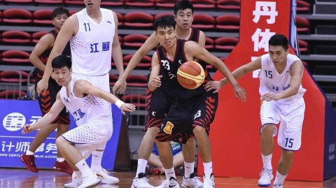 津门决：全运会男篮小组赛江苏逆转天津，易立关键时刻主宰比赛