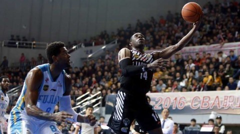 哈德森与郭艾伦双枪驱动，辽宁铁军铸就经典一战