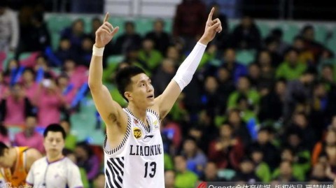 常规赛收官战精彩纷呈 本土外援齐献火爆时刻