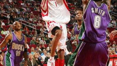 火箭三分雨淹没AT&amp;T中心，27分狂胜马刺抢走主场优势