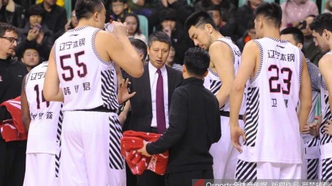 辽宁衡润主场狂胜天津荣钢，七人得分上双送对手十连败