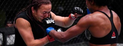 标题：黑色野兽折戟拉斯维加斯，刘易斯UFC 324遭TKO吞开门黑（29字）