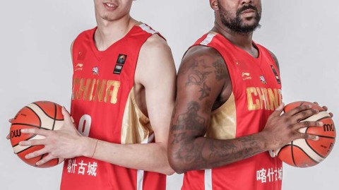 新疆飞虎披挂中国红战袍出征亚冠杯