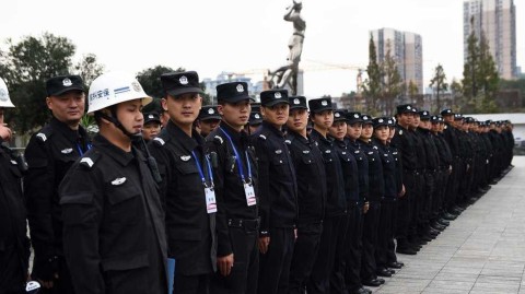 川辽大战蓉城硝烟散尽 钢铁防线筑起安全长城