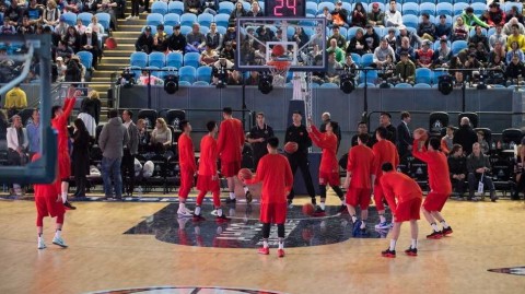 血战墨尔本，中国男篮蓝队加时惜败