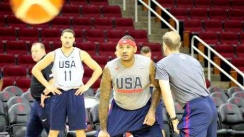 耐克峰会：郇斯楠0分世界队加时惜败美国