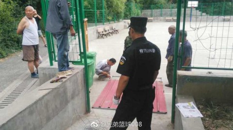 篮球场之争落幕：洛阳王城公园关闭球场，另辟新地平息风波