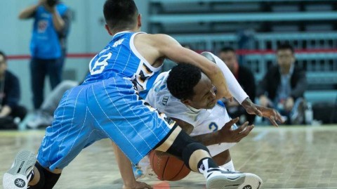 战火重燃 光影定格——回首CBA二零一七至二零一八赛季揭幕风云