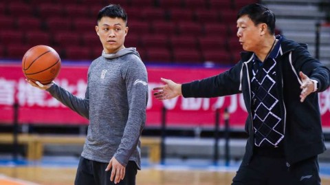 西热力江的沉思时刻：铁血悍将的赛场内外