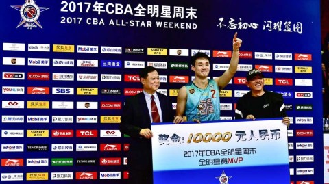 风里雨里守候篮球梦想 丁彦雨航二十四岁正扬帆